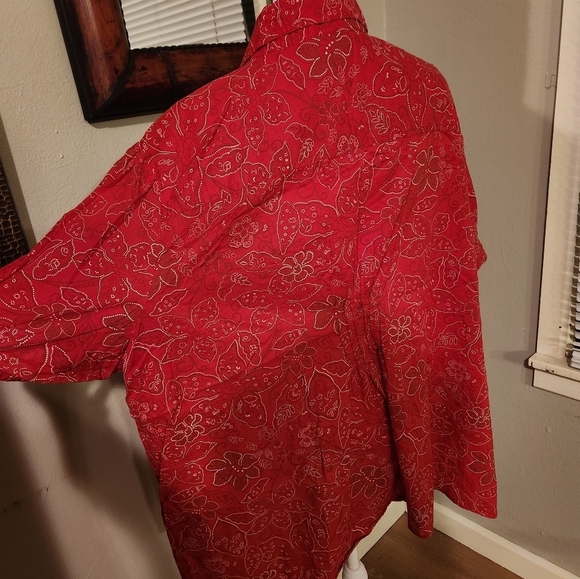 Liz & Me 4X‎ red floral embroidered button front short sleeve darted top - Picture 5 of 6